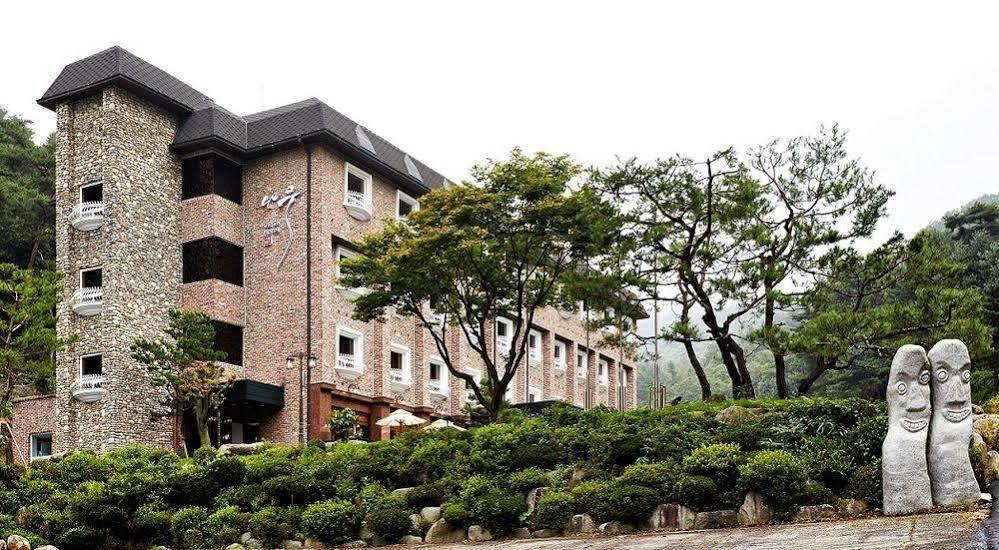 Unique Hotel Namoo Cheongju Exterior foto